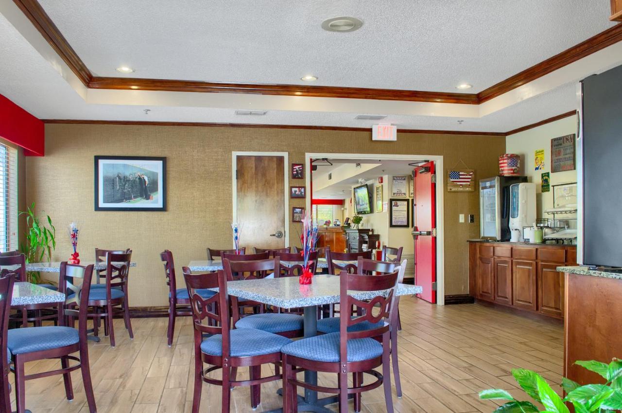 Hometown Inn Thomasville Esterno foto